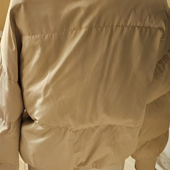 Princess Polly Darrow Ivory Polly Puffer Full Zip Jacket Size Wmn's Size S/M - Picture 7 of 7